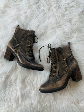 Earth Shoes Missoula Taupe Leather Lace Up Heeled Ankle Boots quilted zipper 8 B